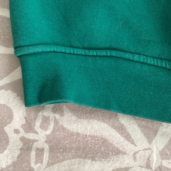 Crewneck sweatshirt. - Picture 4 of 6